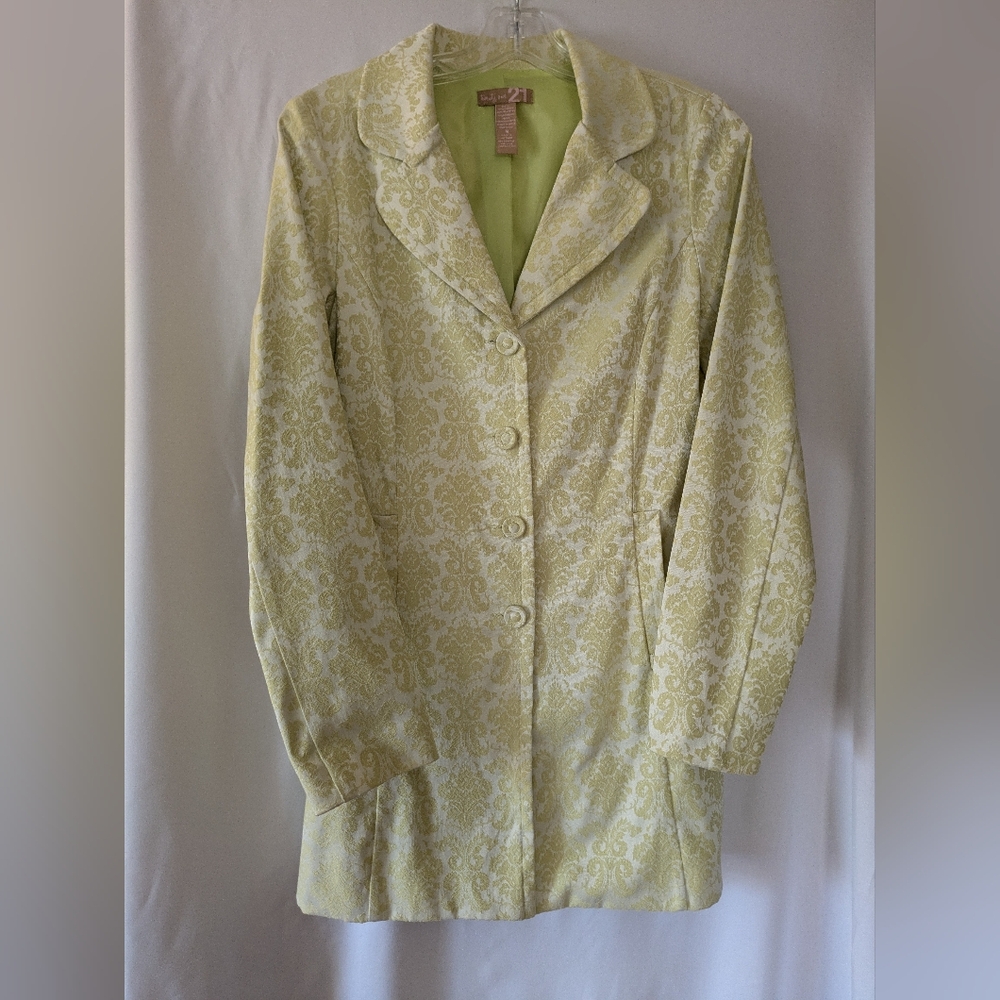 Chic Patterned Blazer